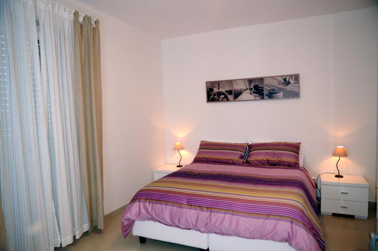 Isa Airport Aparthotel