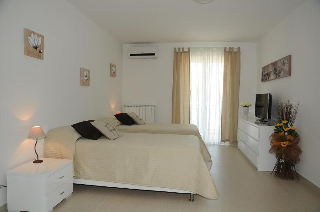 Isa Airport Aparthotel Fiumicino